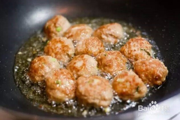 四川美食,甜酸猪肉丸