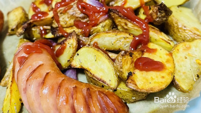 烤薯角香肠洋葱的做法