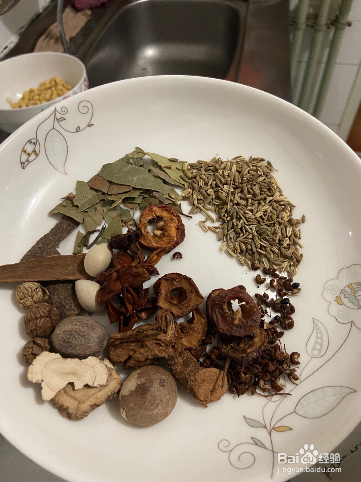 家庭版牛肉板面的做法