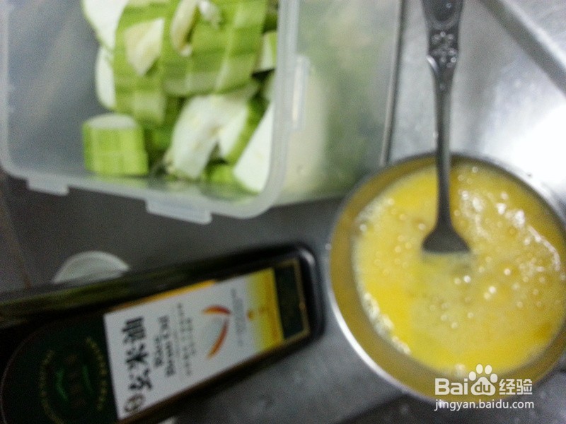 家常菜：丝瓜滑蛋