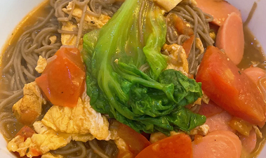 西红柿火腿鸡蛋焖面