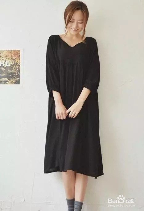 小黑裙穿出的美,你知道吗?