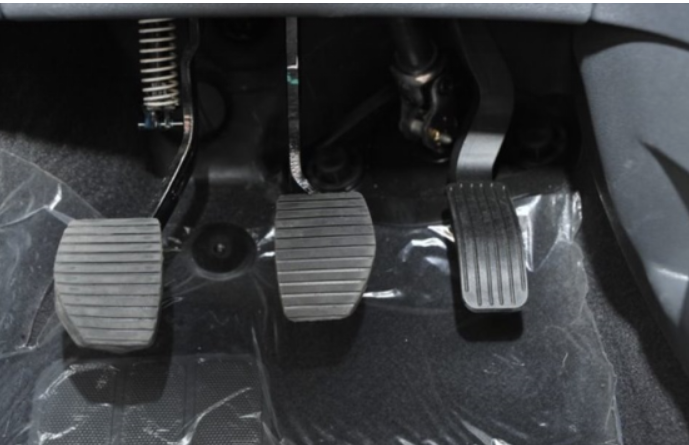 科目三怎么踩刹车三秒系统才能感应到 求大神