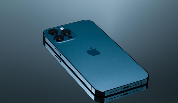 13pro max拍照为什么一闪一闪的