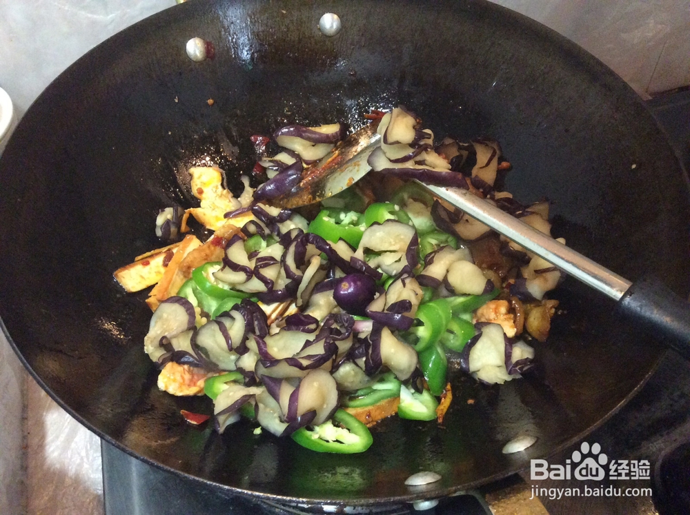 茄子炒肉怎样做好吃？茄片小炒肉