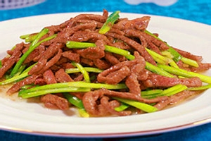 消炎下火的韭菜白炒干丝