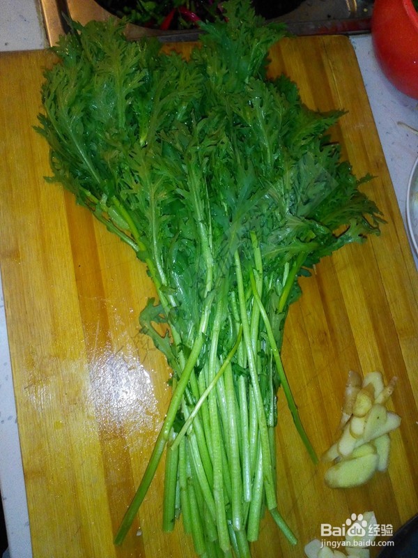 蒜蓉茼蒿小炒肉丝