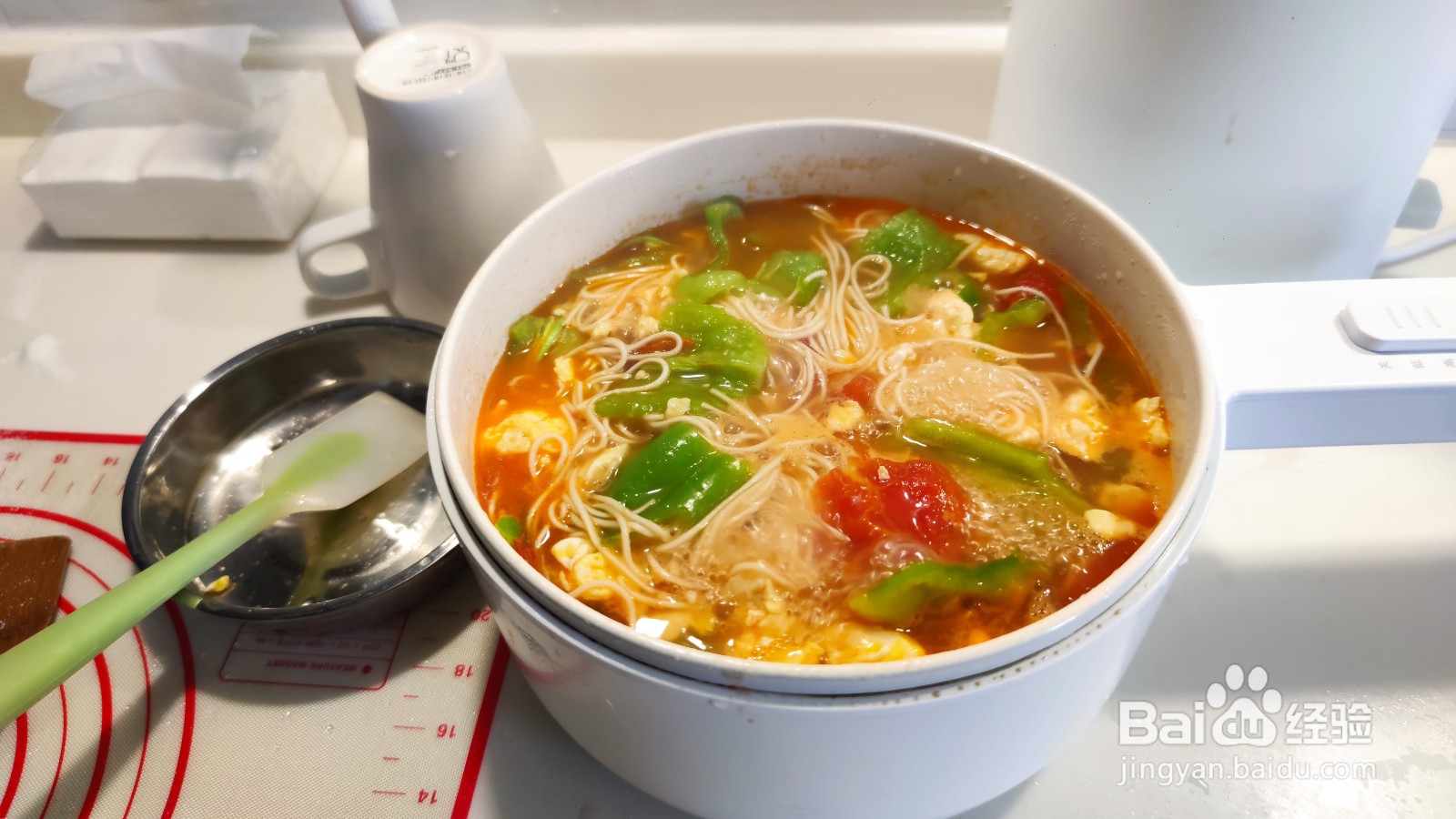 青椒西红柿鸡蛋面