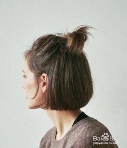 教你打造时尚半扎短，六步骤轻松搞定