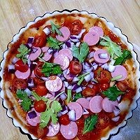 薄脆底香肠披萨