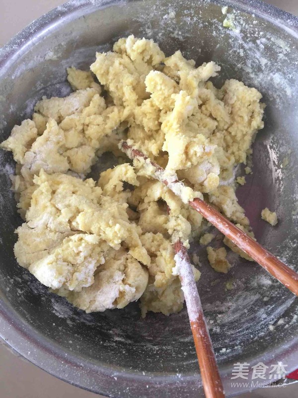 红薯糯米芝麻球