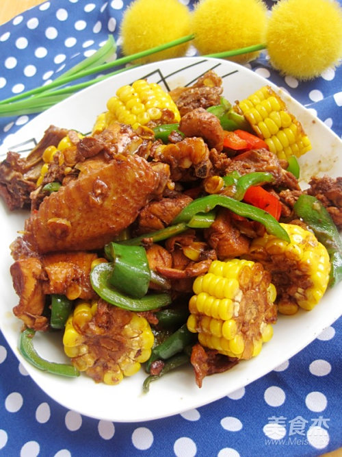 玉米焖鸡块的做法