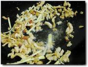 鲜茶树菇炒肉丝