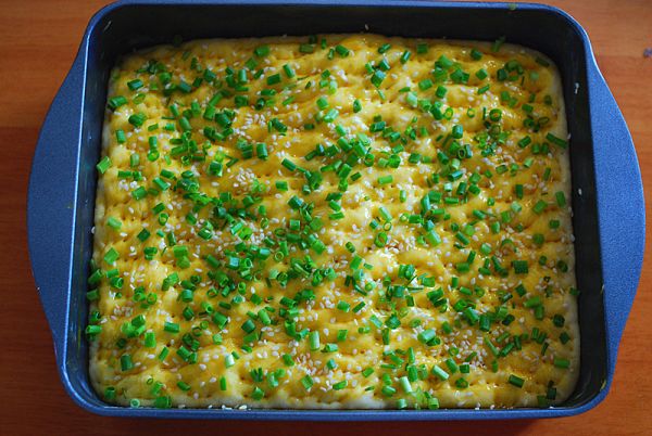 葱香肉松面包卷