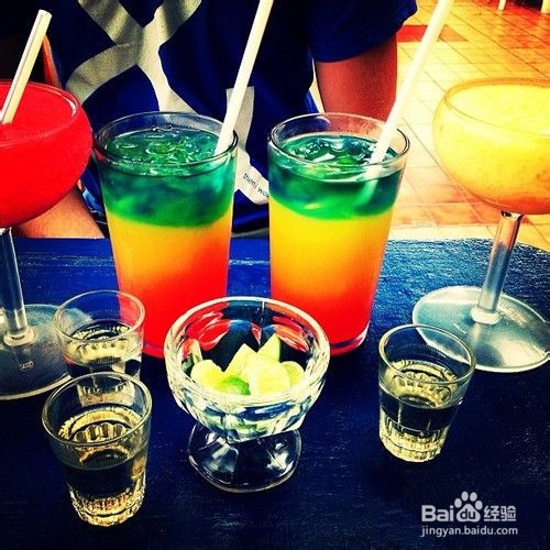 你会喝龙舌兰酒吗