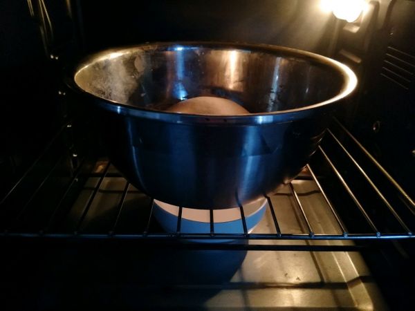 熔岩芝士小面包