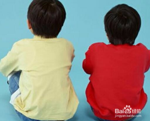 如何对待儿子表现出的种种怪异行为