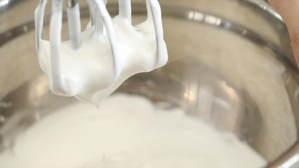 胡萝卜戚风蒸蛋糕