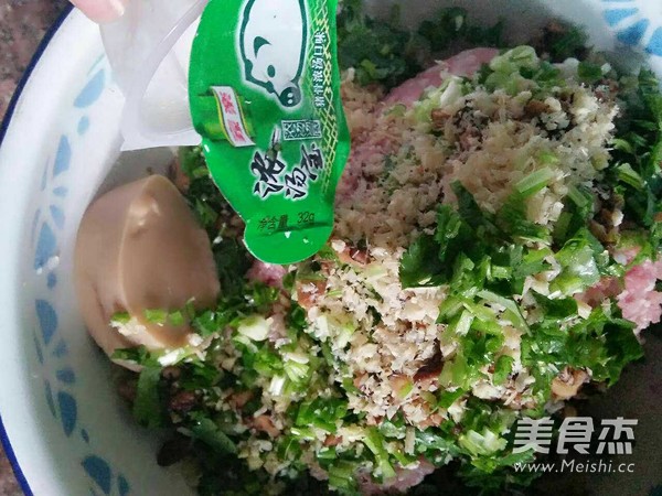 抄手的家常做法