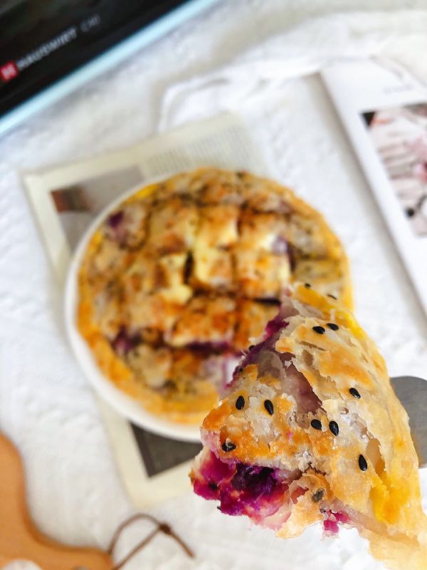 芝士爆浆紫薯酥