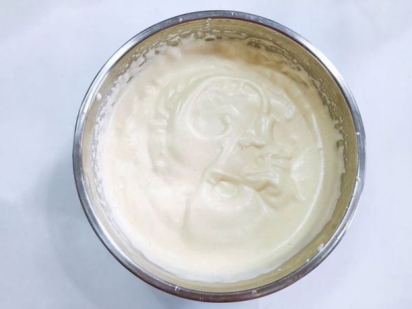 椰蓉海绵KT蛋糕