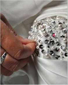 婚纱是怎么制作的