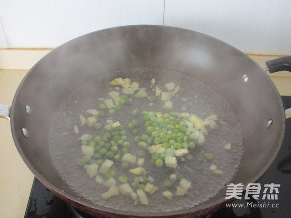 虾仁汤年糕的做法