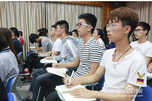 考试前感到焦虑怎么办？