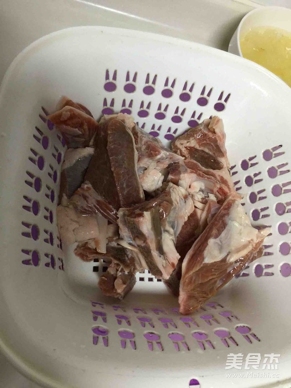 孜然烤羊腿的做法