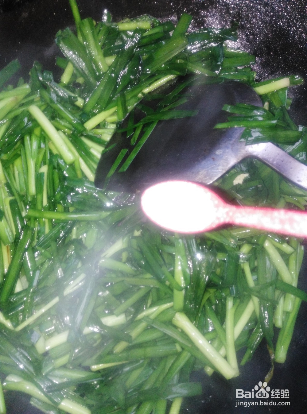 有壮阳作用的韭菜炒鸡蛋怎么做