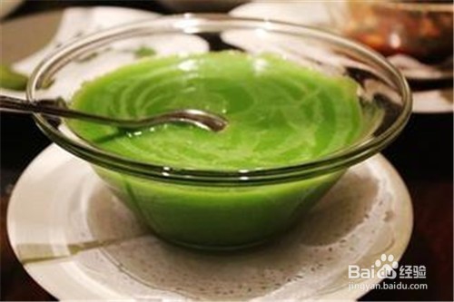 怎么避免宝宝辅食喂养的十个“雷区”