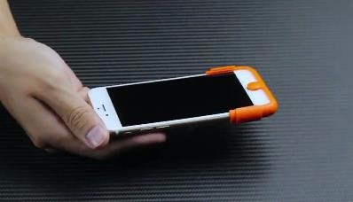 手机贴膜的正确方法