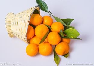 平安夜送礼物的寓意