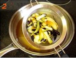 小厨娘对茄子最真情厚意的做法-咸鱼茄子煲