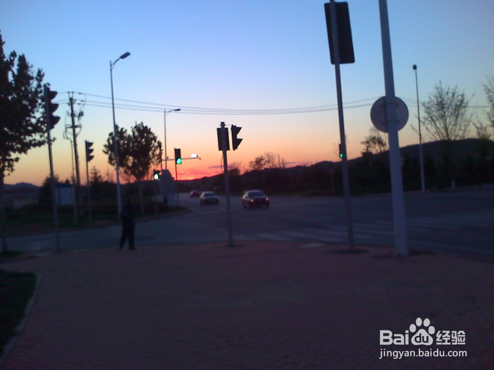 怎样告诉孩子安全出行---7