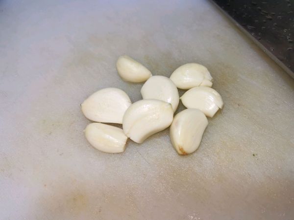 秘制萝卜焖牛腩