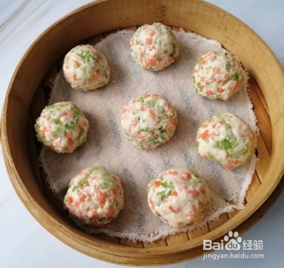 胡萝卜蔬菜蒸丸子