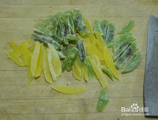 红枣猕猴桃粥的做法