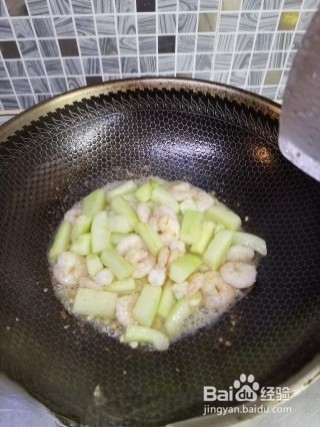 怎么做青瓜虾仁