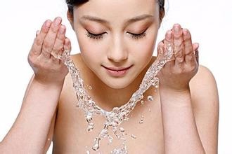 脸上有红痘印怎么办