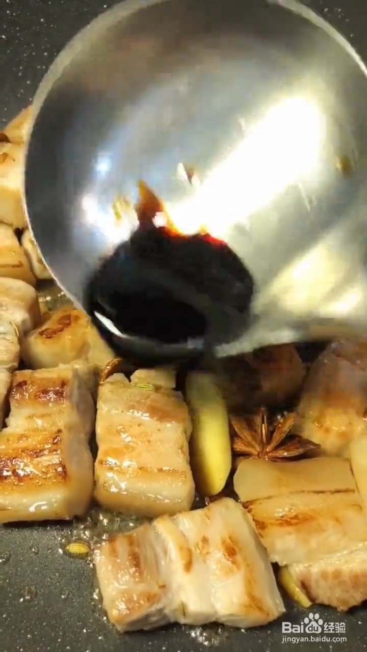如何制作红烧肉焖蛋