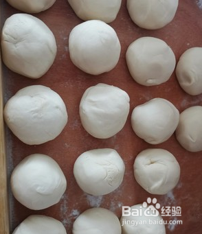 葱油饼的简单做法