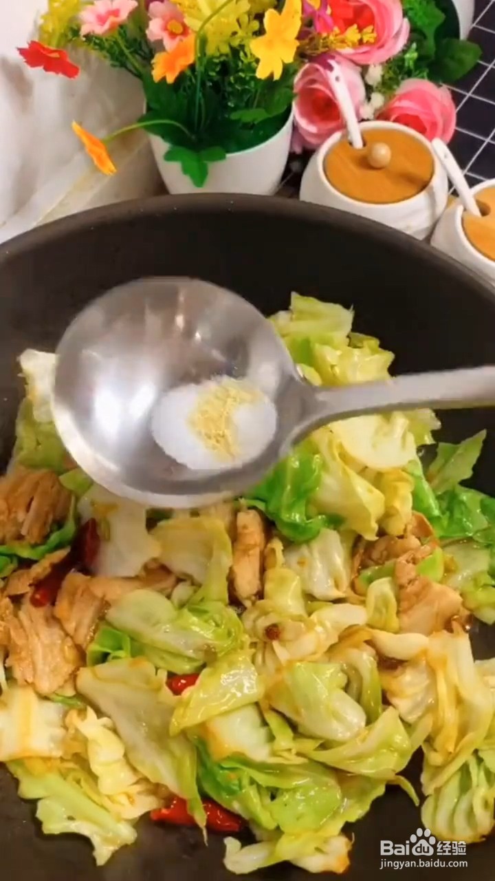 如何制作好吃的家常大头菜炒五花肉