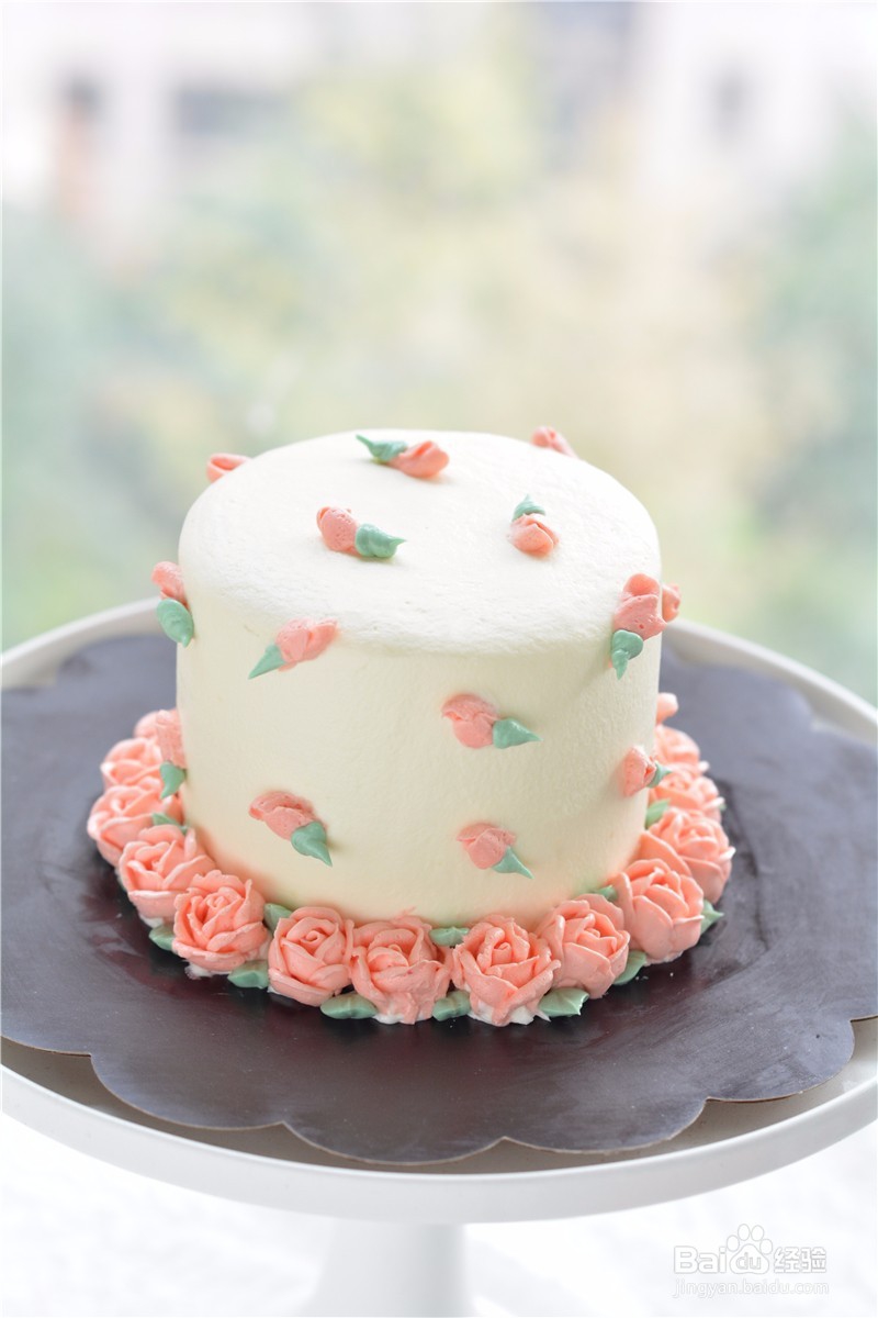 小玫瑰花奶油蛋糕