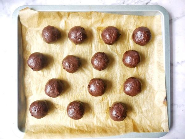 黑巧豆豆麻薯包