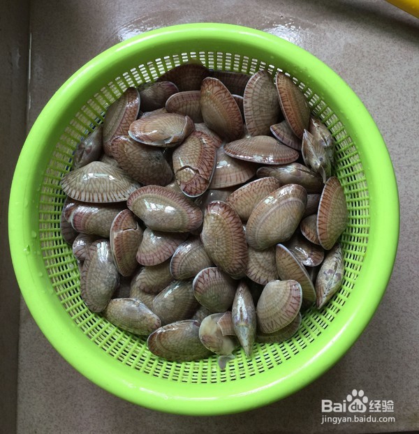 如何制作韭菜炒花甲