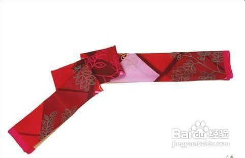 小方丝巾的系法及图解之内外结