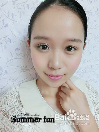 约会前如何给自己化妆？