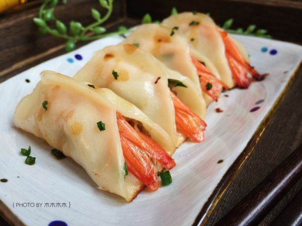 鲜虾韭菜肉锅贴