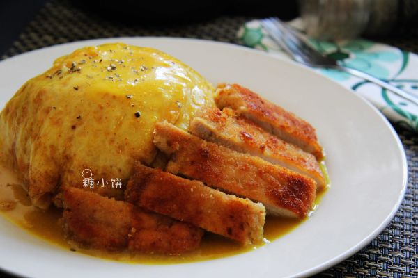 咖喱猪排蛋包饭